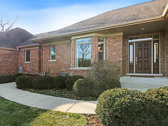 4th image of 11N190 Russinwood Ct
