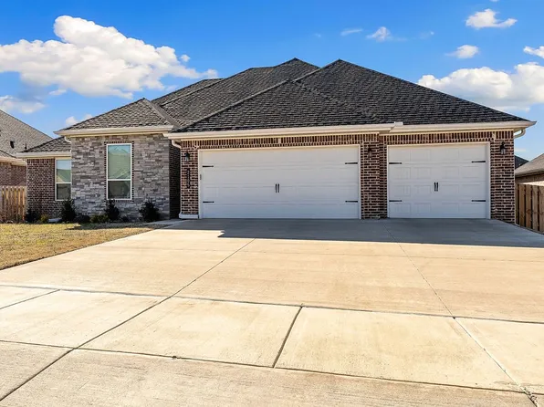 2105 Decker Rd, Pea Ridge, AR 72751