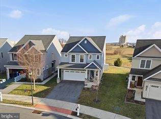 1392 Fieldstone Dr, Mount Joy, PA 17552