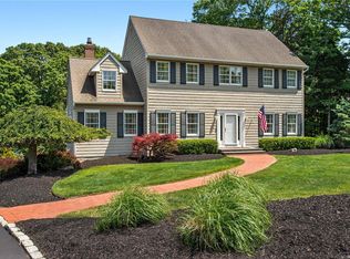 66 N Woods Dr, Wading River, NY 11792