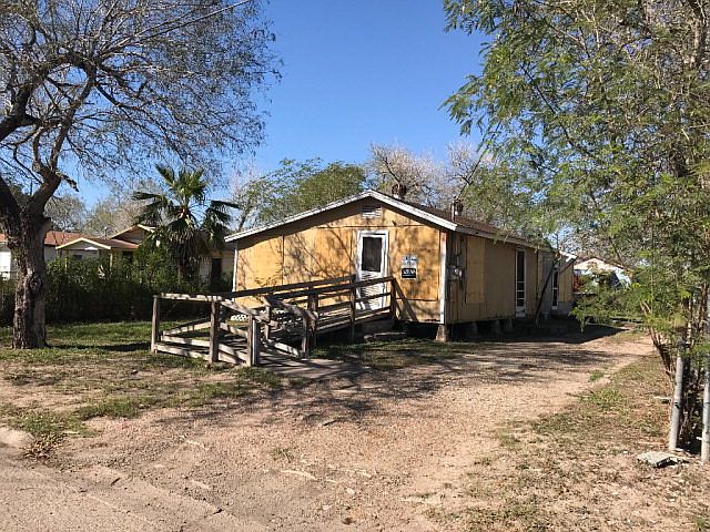2nd image of 522 W Magnolia Ave