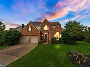 8437 Black Stallion Pl, Vienna, VA 22182