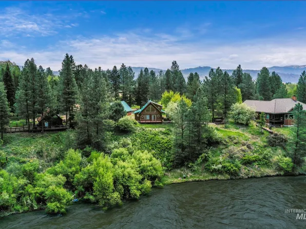 28 Coyote Ln, Garden Valley, ID 83622