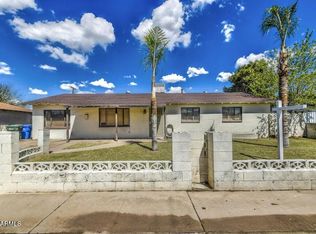 4832 W EARLL Drive, Phoenix, AZ 85031
