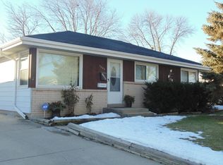 7643 W Clovernook St, Milwaukee, WI 53223