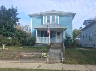 527 Shirley St NE, Grand Rapids, MI 49503