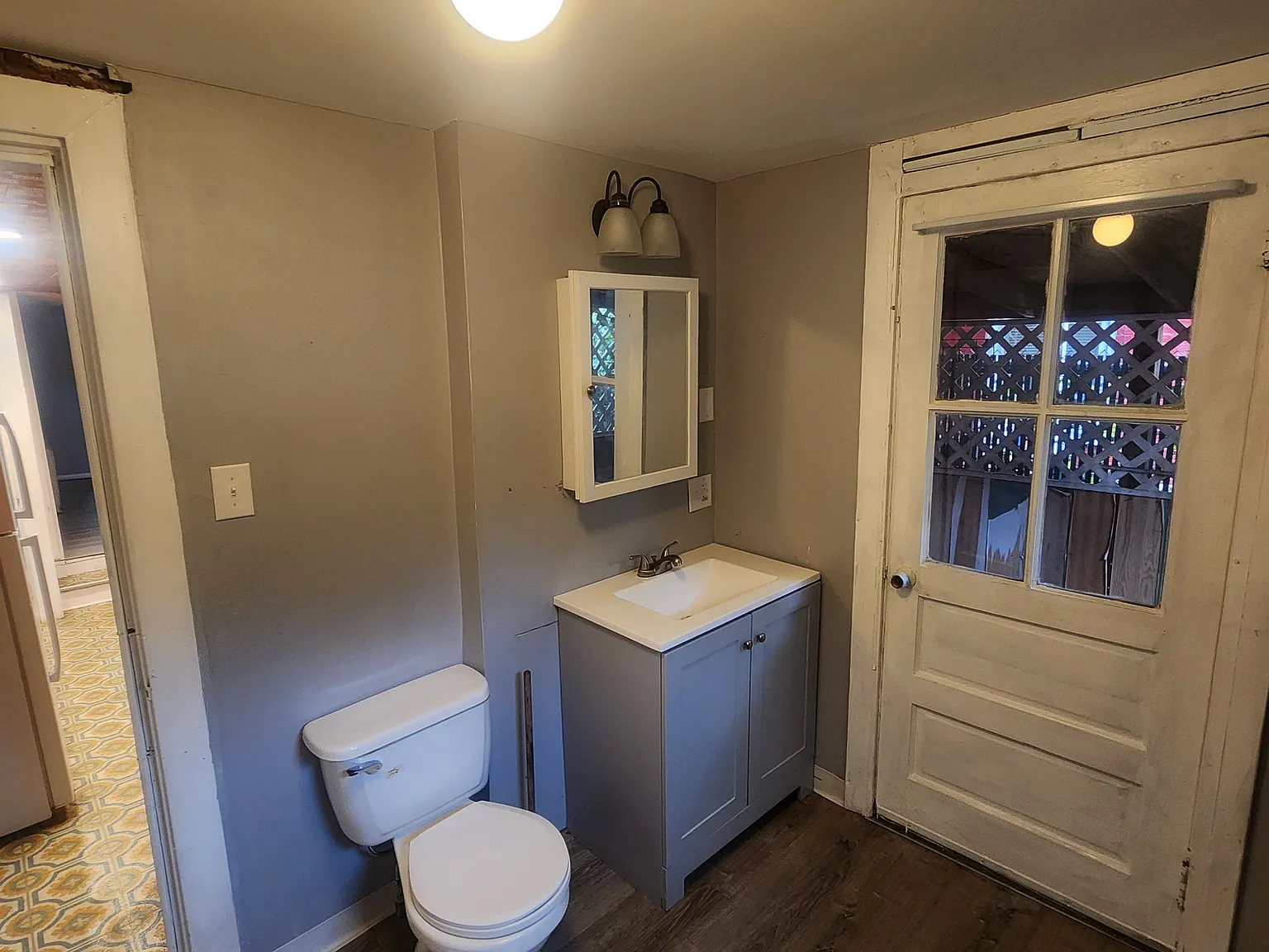 3 bed, 1.5 bath, 1131 sqft, $1,850 — Photo 3