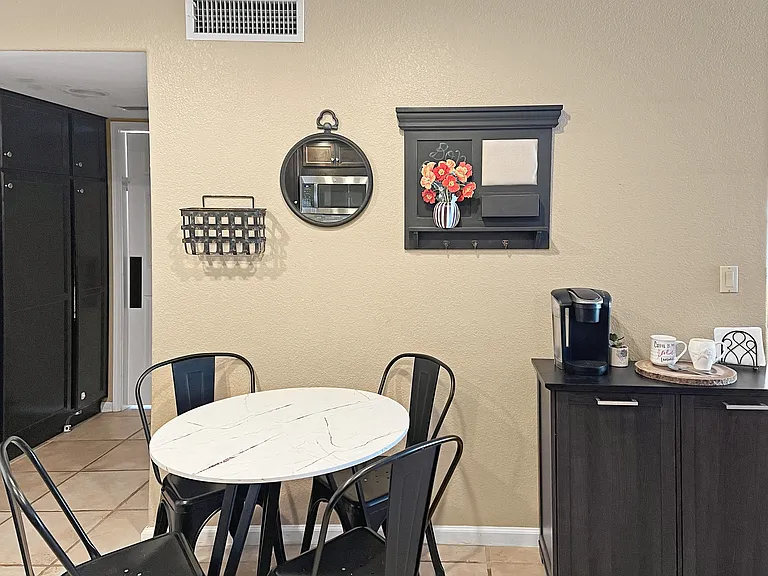 16205 S 34th Way — Photo 7