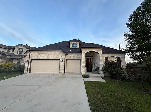 5705 Toscana Trce Photo 1