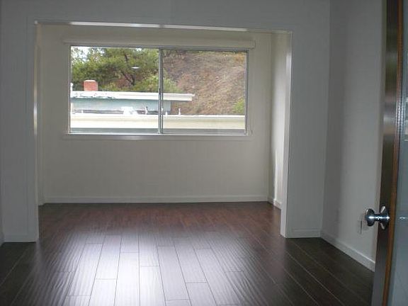 3rd image of 17311 Castellammare Dr APT 3A