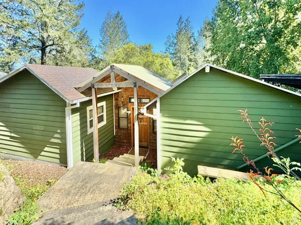 240 Farrell Drive, Forestville, CA 95436
