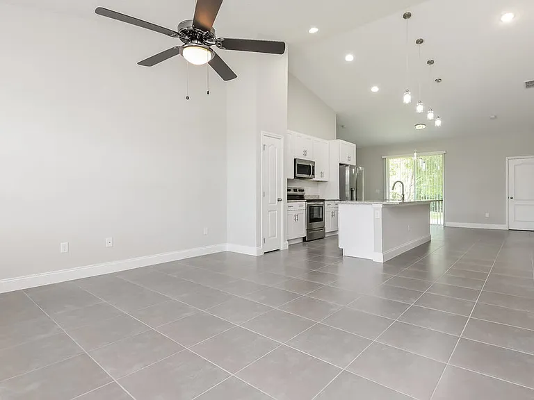 604 Gaul Way — Photo 5
