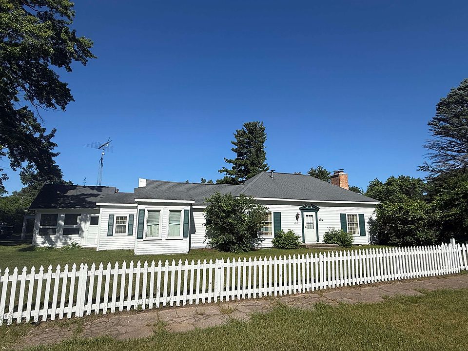 1st image of 414 Foster Rd