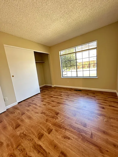 43281 Livermore Cmn — Photo 4