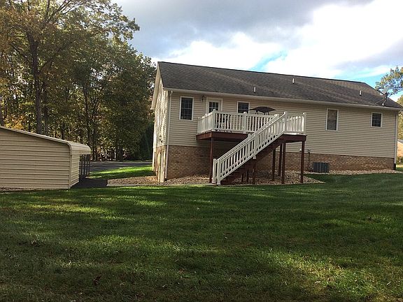 4th image of 163 Winston Pl