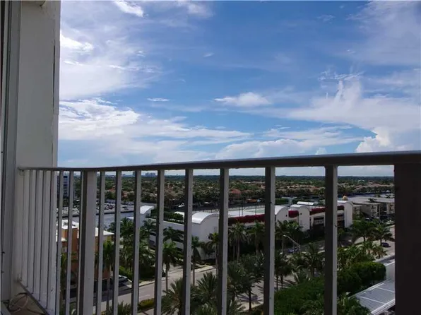 2751 S Ocean Dr #N1003, Hollywood, FL 33019