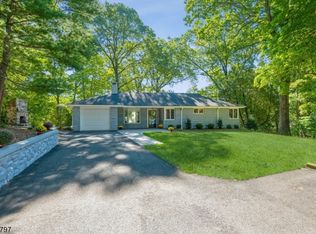 11 Egbert Hill Rd, Morristown, NJ 07960