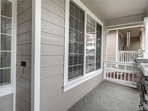 4th image of 4321 Fairwood Blvd NE