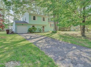58 Woodland Rd, Bayville, NJ 08721