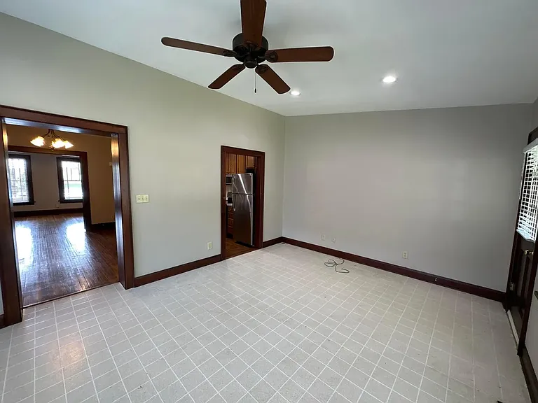 2880 N High St #2880 — Photo 6