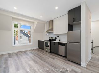18 Somerset Ave, Toronto, ON M6H 2R4