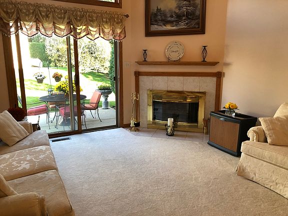 4th image of 16623 Fairfax Ct