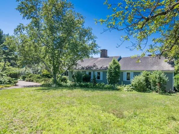 53 Iduna Ln, Amherst, MA 01002