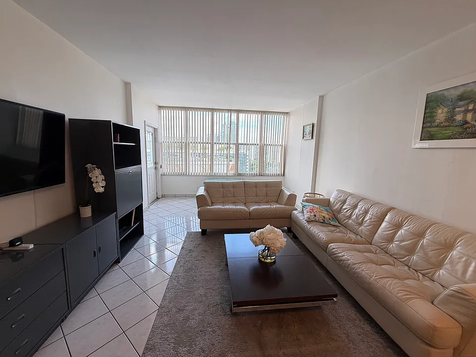 1801 S Ocean Dr #Penthouse 35
