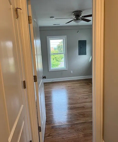 802 Cedar St #B — Photo 15