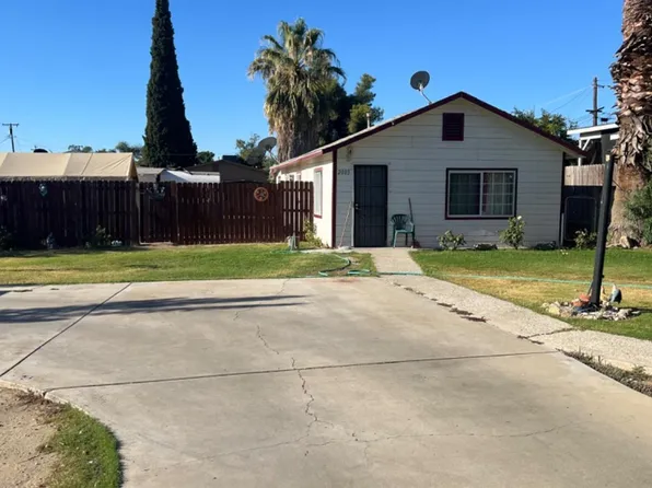 2003 Larcus Ave, Bakersfield, CA 93307