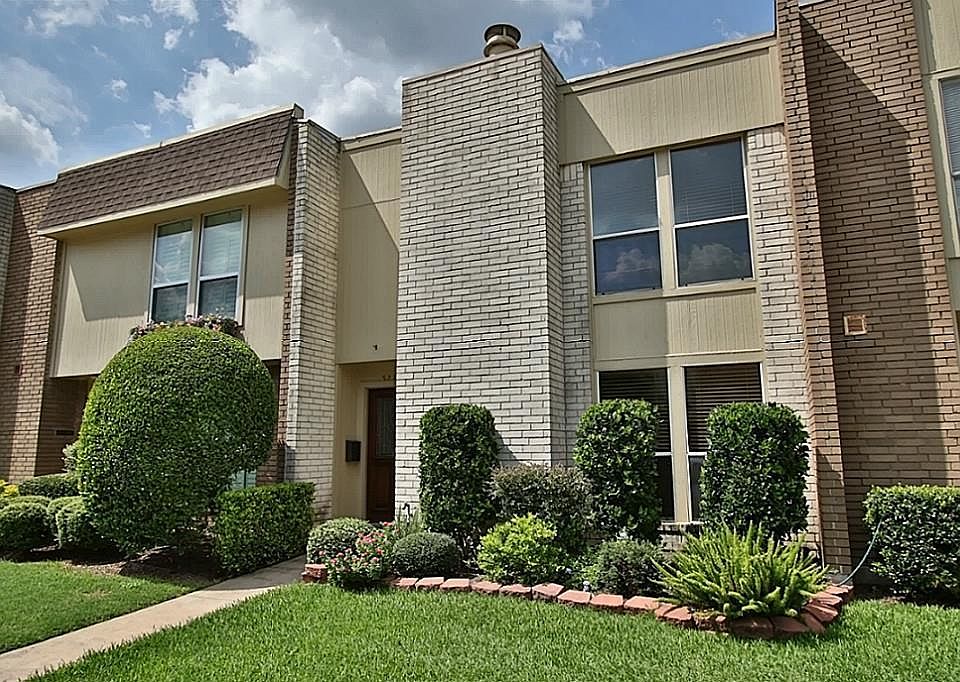 1st image of 5228 Woodlawn Pl