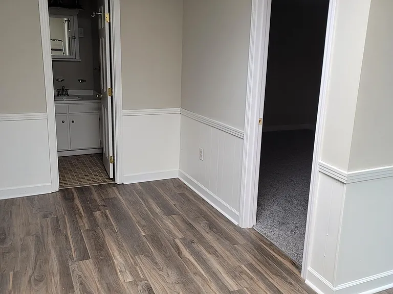 2628 Bellaire Dr — Photo 16