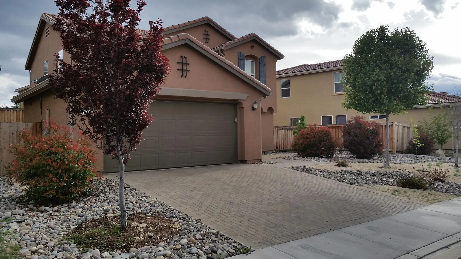 510 Luciana Dr photo 1