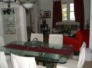 1112 Promenade St, Hercules, CA 94547