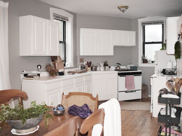 3839-45 N Greenview Ave #45-2N