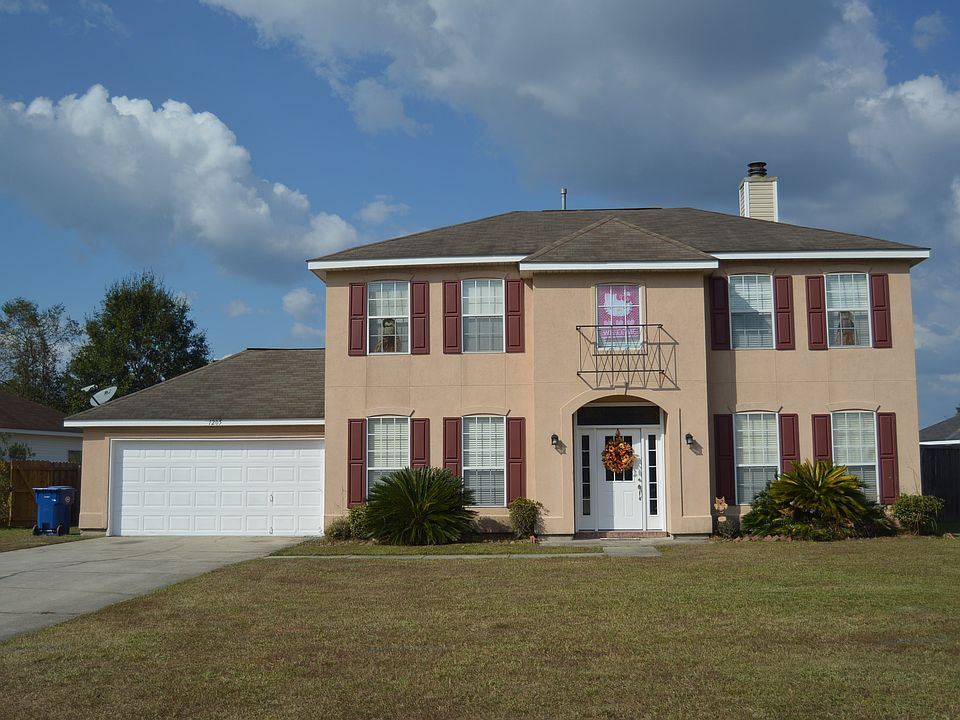 1st image of 1205 Mountain Ash Dr