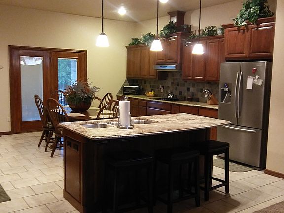 east side of kitchen