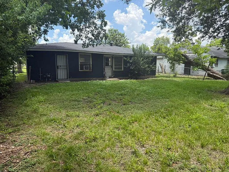 6403 Beekman Rd — Photo 3