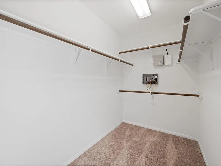 3031 E Lockeridge Village Dr — Photo 18