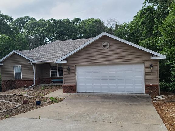 2nd image of 25 Lord Nelson Dr