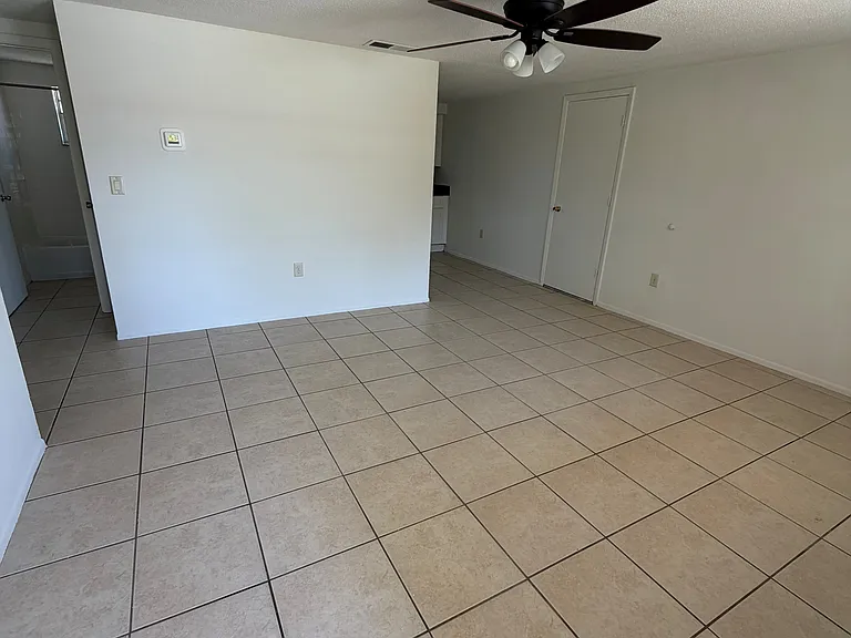 604 Poinciana Rd — Photo 6