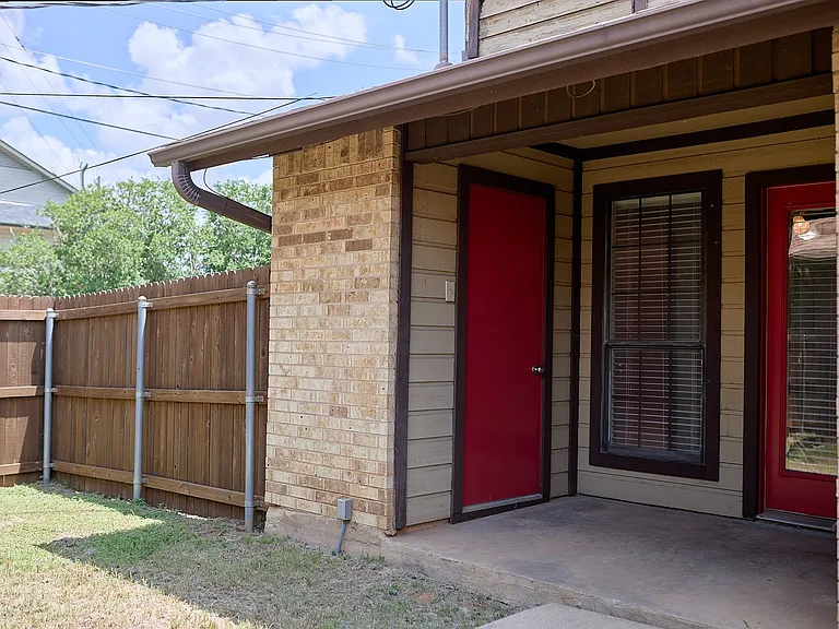 900 Kilkenny Ct #D — Photo 19
