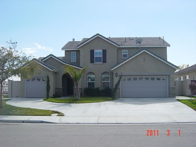 13215_Early_Crimson_024