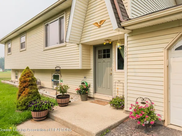 900 Lucy Rd, Howell, MI 48843