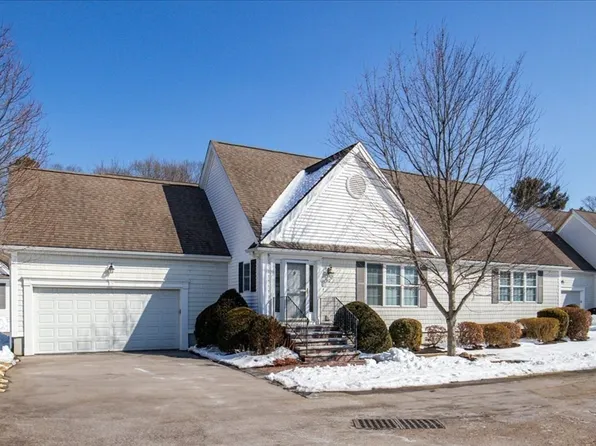 10 Turtlebrook Way, Medfield, MA 02052