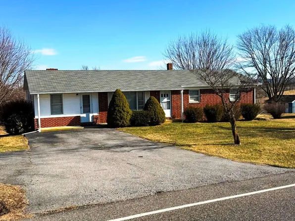 1230 Fairview Rd, Wytheville, VA 24382