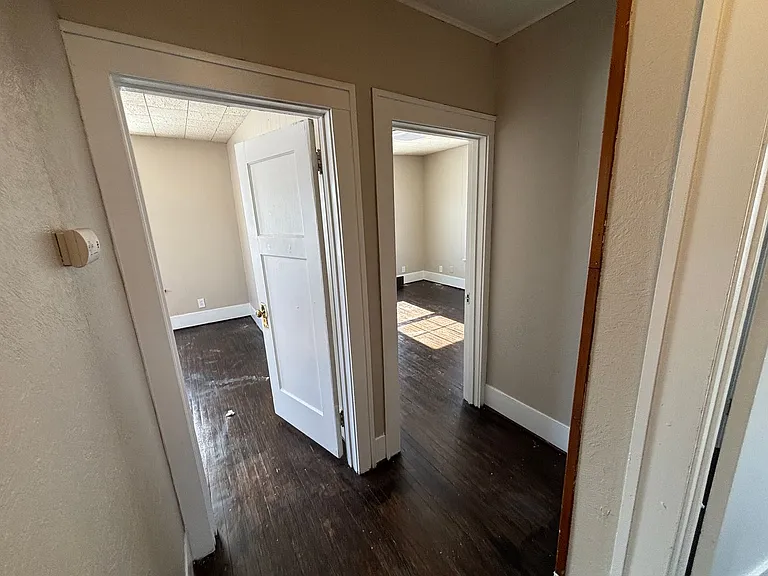 1410 Wilson Ave — Photo 9