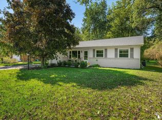 9515 Summerfield Rd, Temperance, MI 48182