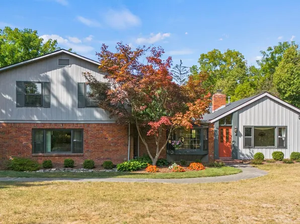 7226 Winchester Rd, Fort Wayne, IN 46819