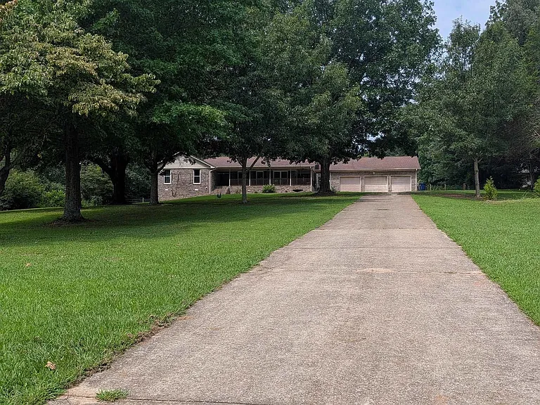 102 Huntington Ridge Rd — Photo 37